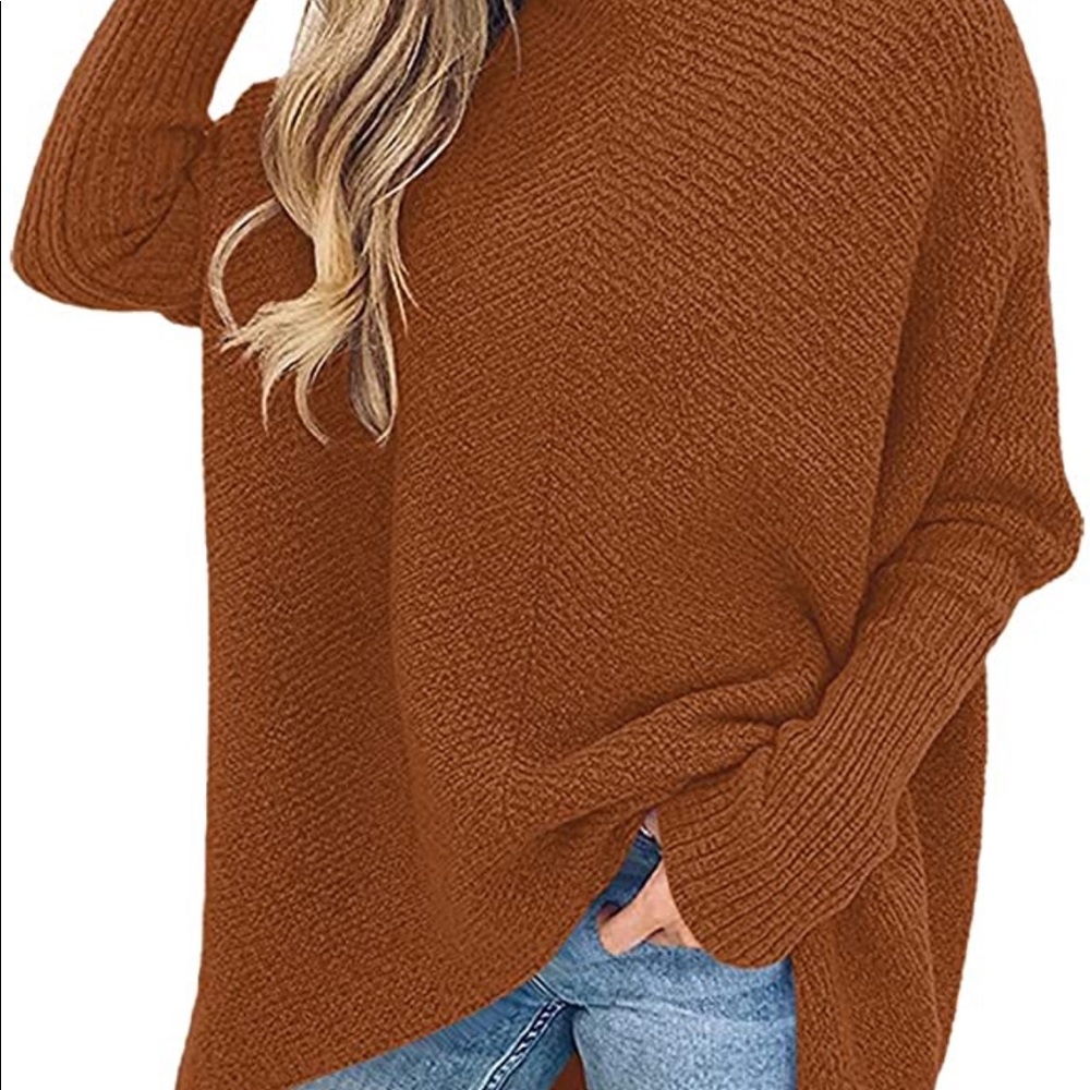 Asymmetric pullover - Picture 2 of 4